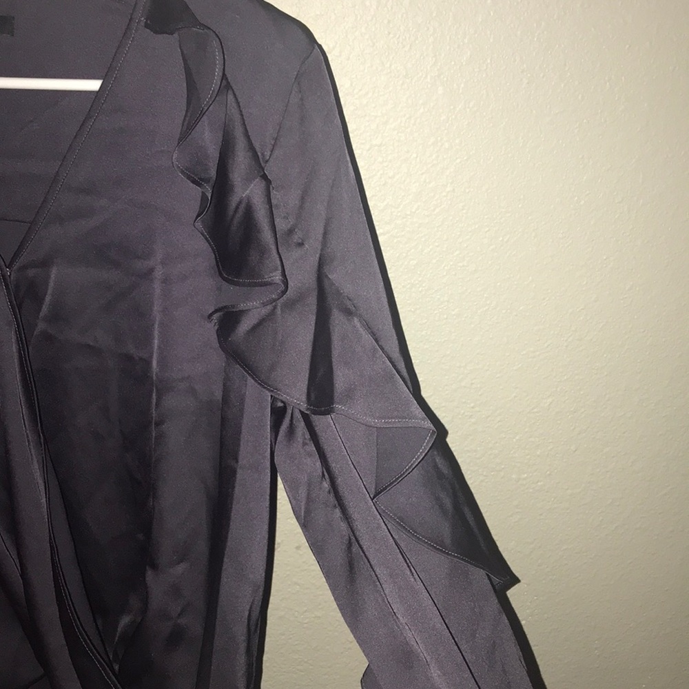 NWT size M pewter color women’s top - Picture 4 of 5